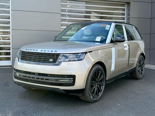 Batumi Gold 2026 Land Rover Range Rover P550e SE SWB