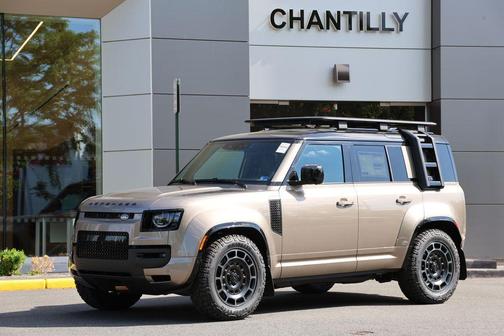 Petra Copper 2026 Land Rover Defender 110 P635 OCTA