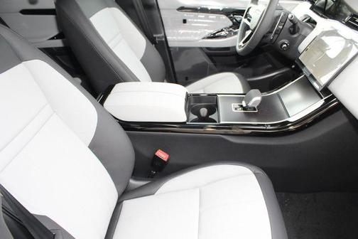 2026 Land Rover Range Rover Evoque Dynamic SE