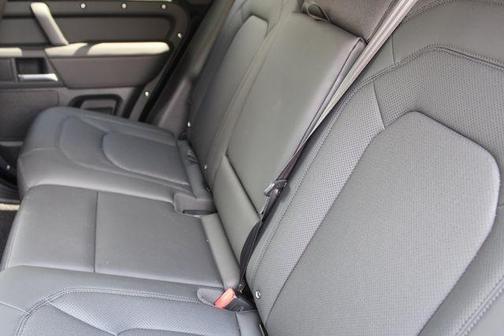 2025 Land Rover Defender P400 S