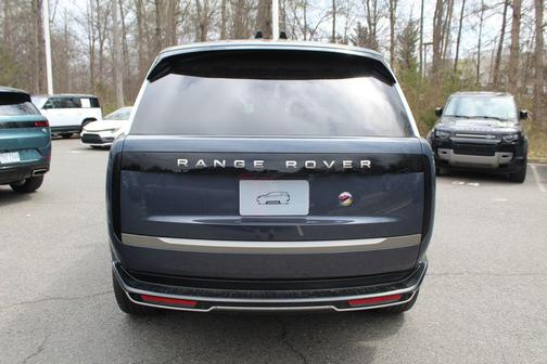 Varesine Blue 2026 Land Rover Range Rover P400 SE SWB