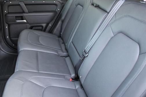 2025 Land Rover Defender 110 P300 S