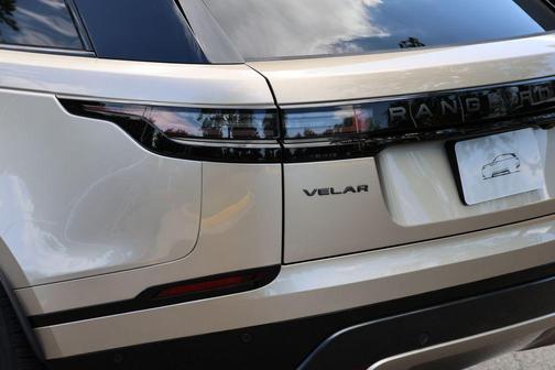 Batumi Gold 2026 Land Rover Range Rover Velar P250 Dynamic SE