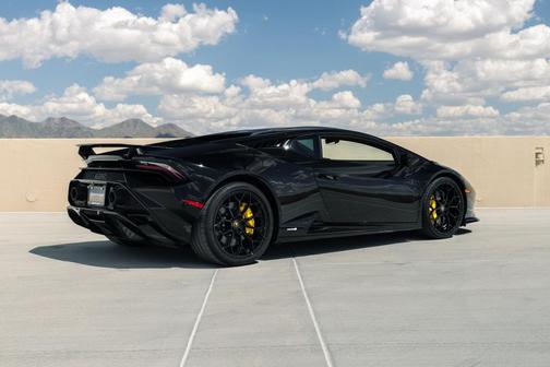 Nero Noctis 2024 Lamborghini Huracan Tecnica Tecnica