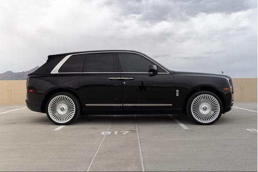 Black Diamond 2021 Rolls-Royce Cullinan SUV