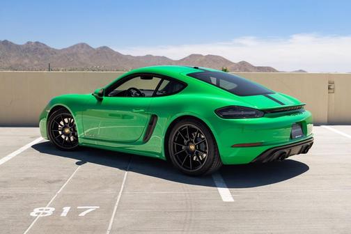 Python Green 2021 Porsche 718 Cayman GTS 4.0