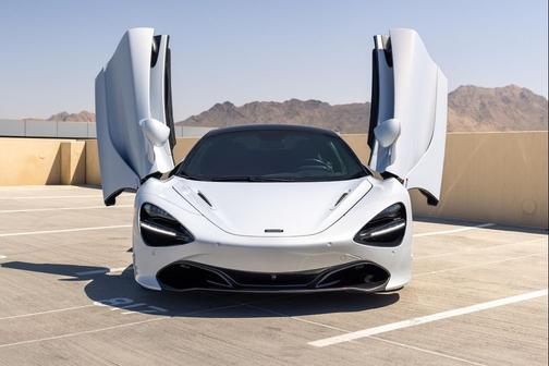 Glacier White 2020 McLaren 720S Performance