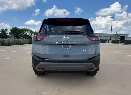 Gray 2021 Nissan Rogue SL