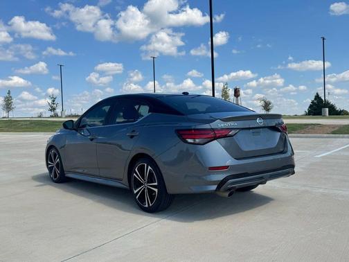 2020 Nissan Sentra SR