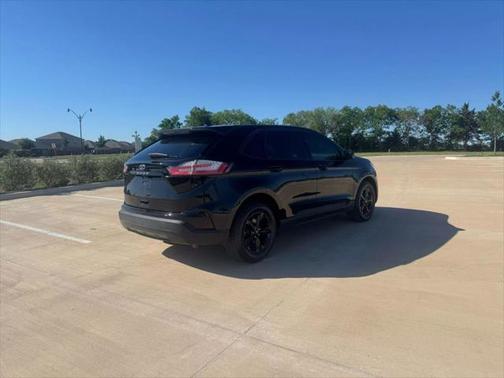 2021 Ford Edge SE