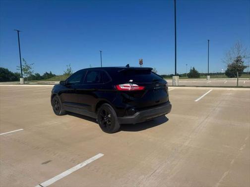 2021 Ford Edge SE