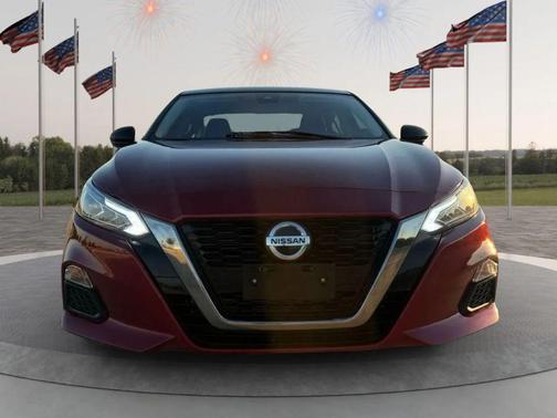 2020 Nissan Altima SR FWD