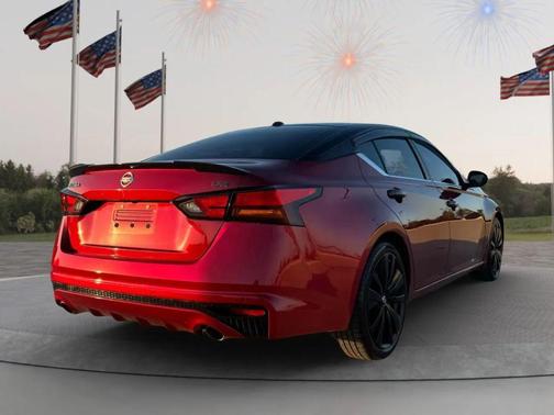 2020 Nissan Altima SR FWD