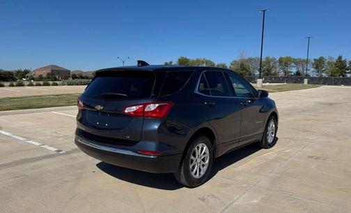 Grey 2018 Chevrolet Equinox LT