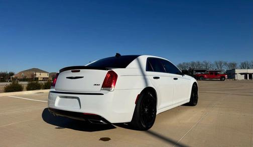 2017 Chrysler 300 Limited