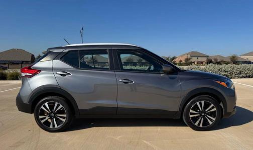 2020 Nissan Kicks SV