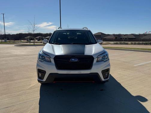 Crystal White Pearl 2019 Subaru Forester Sport