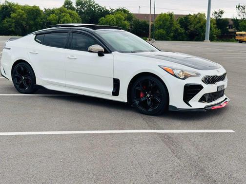Snow White Pearl 2021 Kia Stinger GT-Line