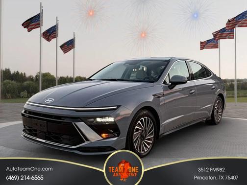 2025 Hyundai SONATA Hybrid SE