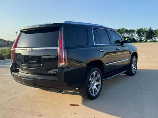 2018 Cadillac Escalade Sport