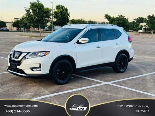 2017 Nissan Rogue SV