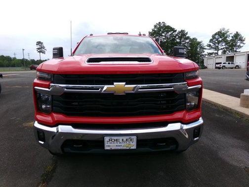2025 Chevrolet Silverado 3500 LT