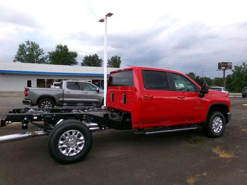 2025 Chevrolet Silverado 3500 LT