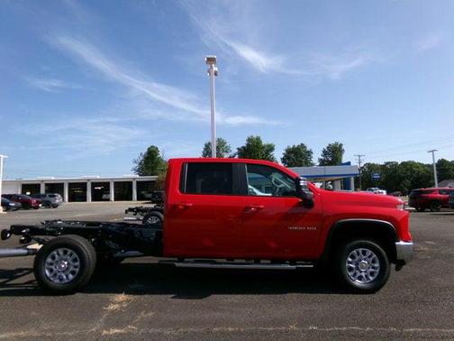 2025 Chevrolet Silverado 3500 LT