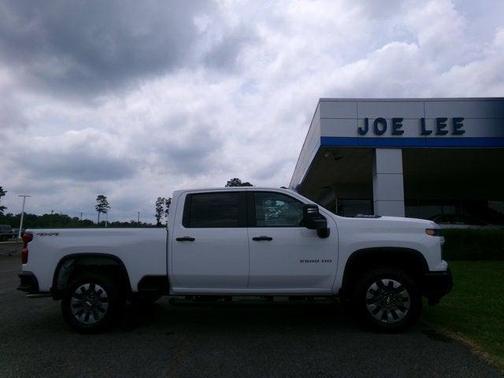 2025 Chevrolet Silverado 2500 Custom