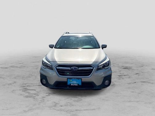 Tungsten Metallic 2018 Subaru Outback 2.5i Limited