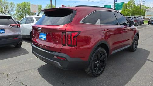 2021 Kia Sorento S