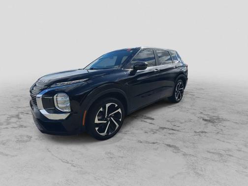 2022 Mitsubishi Outlander ES