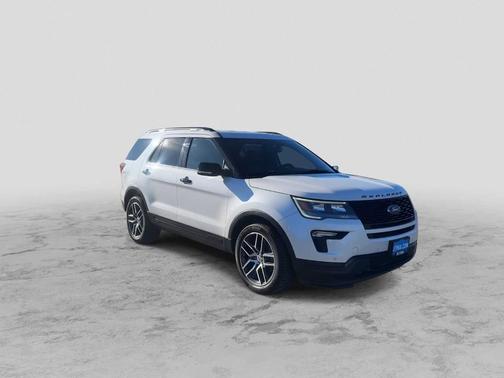 2019 Ford Explorer sport