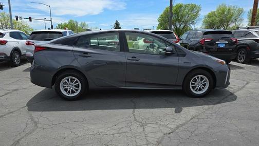 2019 Toyota Prius XLE