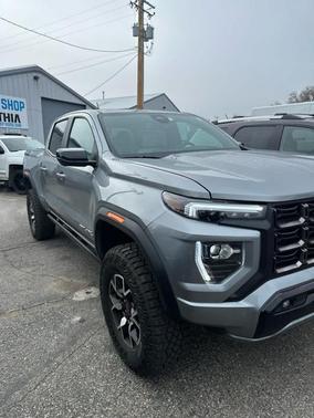 2024 GMC Canyon AT4X