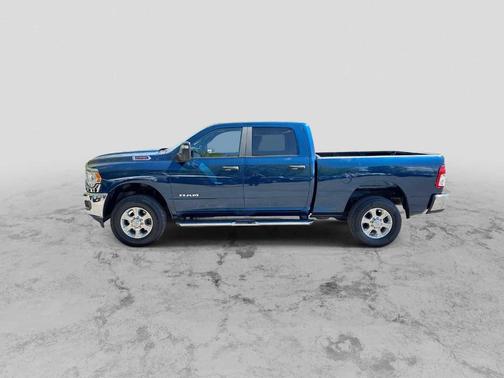 Patriot Blue Pearlcoat 2024 RAM 2500 Big Horn