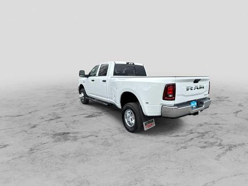 Bright White Clearcoat 2026 RAM 3500 Tradesman