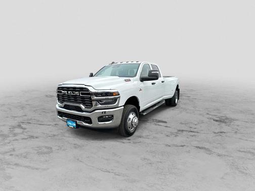 Bright White Clearcoat 2026 RAM 3500 Tradesman