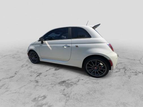 2016 FIAT 500 Abarth