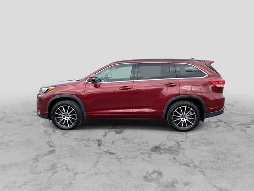 2018 Toyota Highlander SE