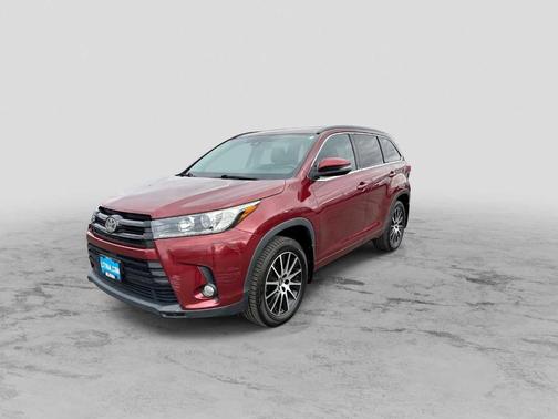 2018 Toyota Highlander SE