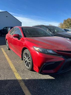 2022 Toyota Camry SE