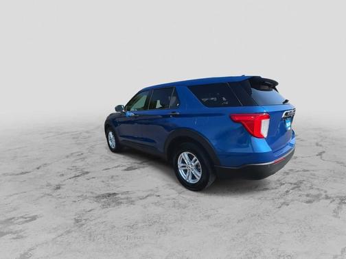 2022 Ford Explorer Base