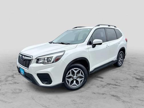 Crystal White Pearl 2020 Subaru Forester Premium