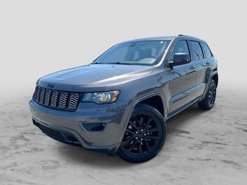 2022 Jeep Grand Cherokee Laredo