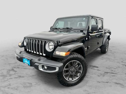 2023 Jeep Gladiator Overland