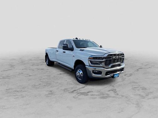 Bright White Clearcoat 2026 RAM 3500 Tradesman