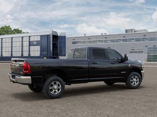 Diamond Black 2026 RAM 3500 Big Horn