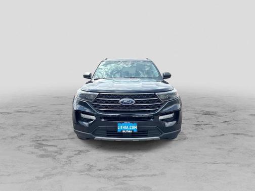 Agate Black 2024 Ford Explorer XLT