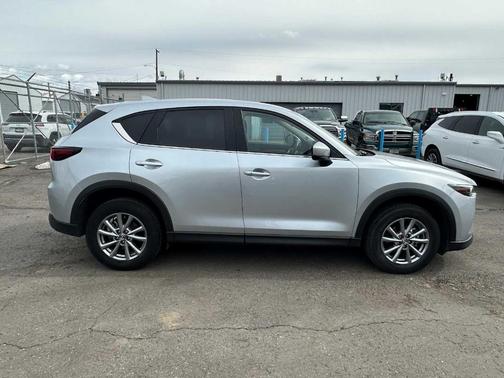 2023 Mazda CX-5 2.5 S Preferred Package
